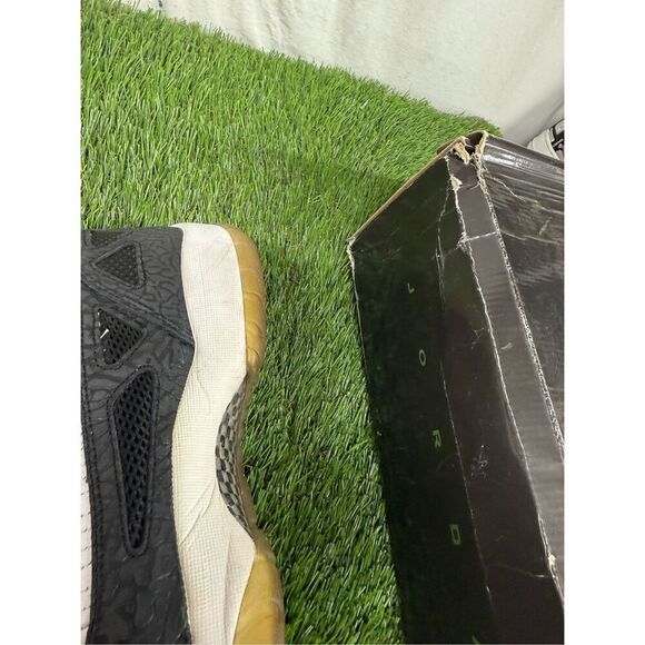 Size 11 OG ALL Air Jordan 11 Retro IE Low White Black Suede Leather (306008-100) - Picture 8 of 8